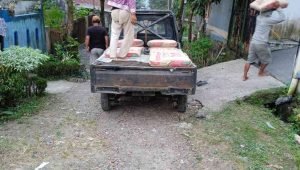 foto kerja bakti pengecoran jalan atau perbaikan jalan di komplek Griya Salak Endah 2 RT.04 RW.10 Desa Cinangka, Ciampea, Bogor