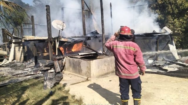 Remaja 15 Tahun Bakar Rumah, Emosi Hp Disita Orang Tua